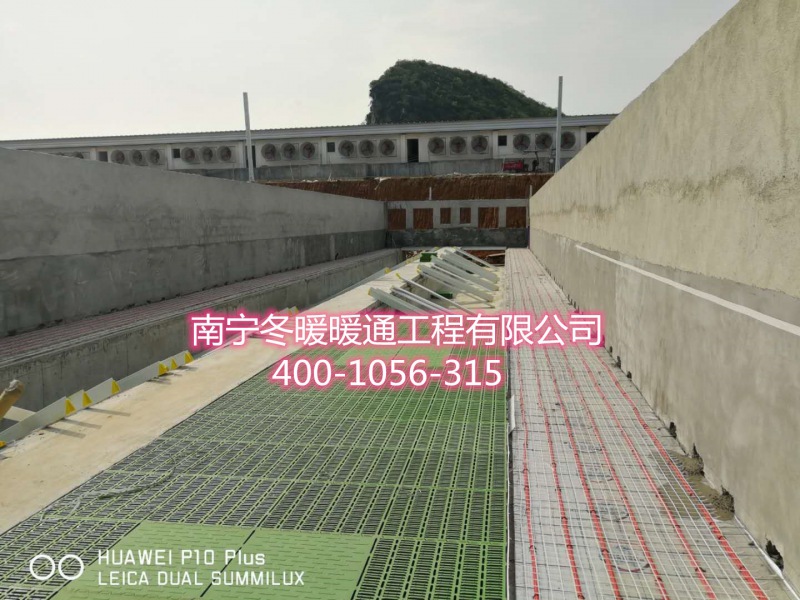 猪舍水地暖